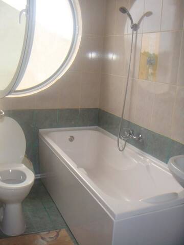 Фото номера Люкс с балконом Гостевой дом Marina House г. Сулина 9